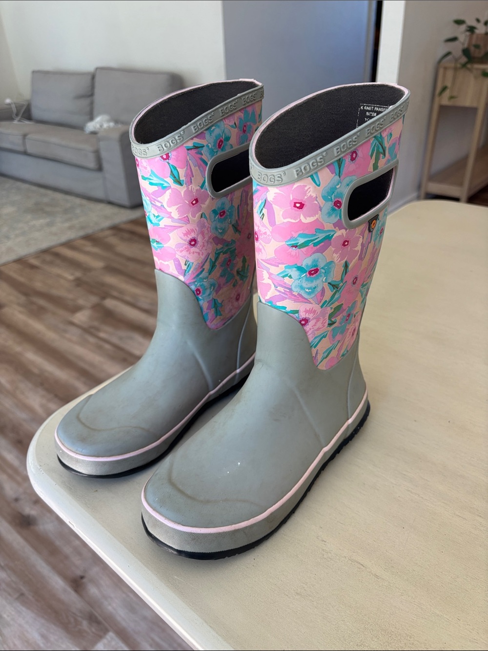 Bogs Kids Classic Floral Waterproof Rain Boots Pink Teal Grey Size 4 Youth
